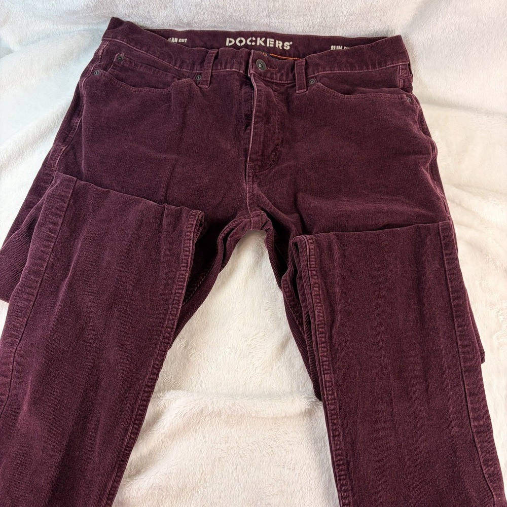 Dockers Men Slim Fit Jean Cut Corduroy Pants Burgundy Maroon 34x32 Dark Academia